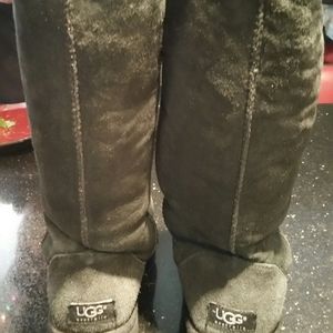 Genuine UGG Womens Black Boots